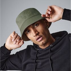 B686 Beechfield Cappello pescatore bicolore reversibile in 100% cotone twill